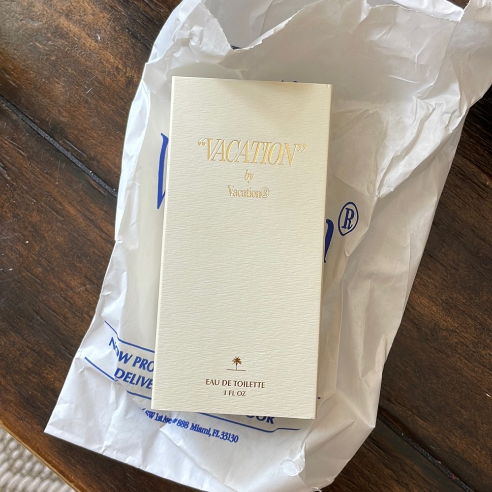 “Vacation” perfume by Vacation Sunscreen Company NEW IN BOX